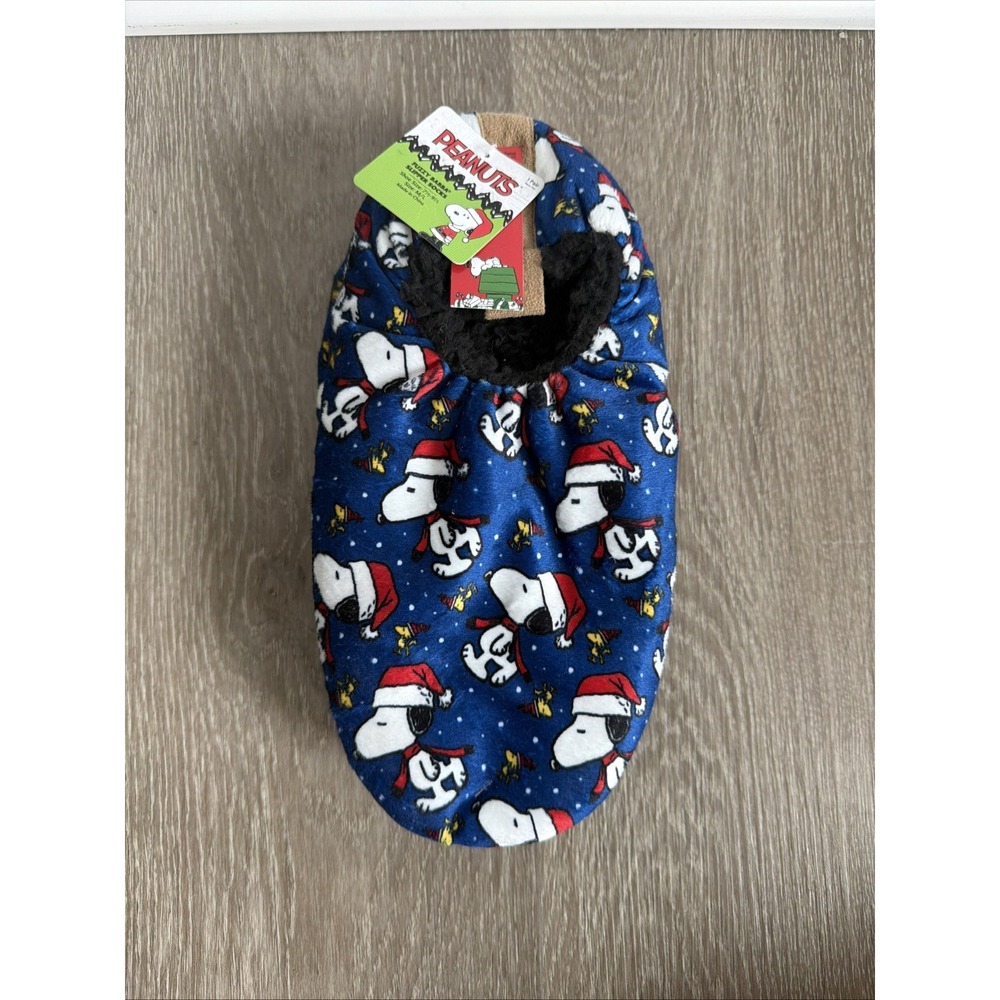 PEANUTS Fuzzy Babba Women's Non Slip Slipper Socks One Size Shoe Size 7.5-9.5